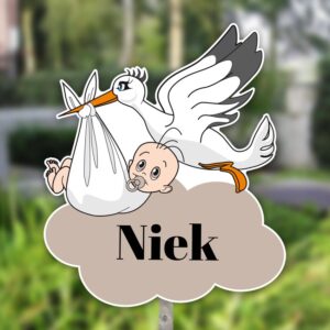 Geboortebord tuin | Vliegende ooievaar met baby in draagzak - bruin